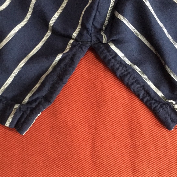 Old Navy Sleeveless High Neck Top - Picture 3 of 3